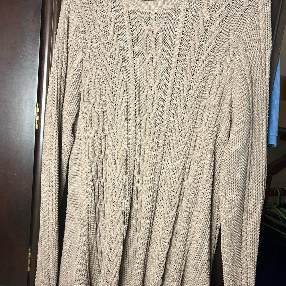 JEANNE PIERRE Tan Cable Knit Crew Neck Sweater New England Grandma